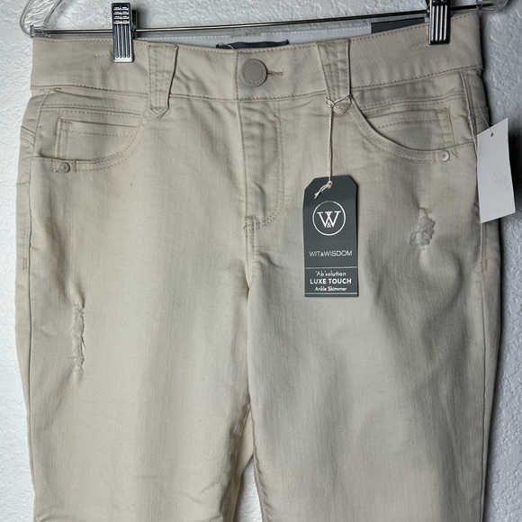 Wit & Wisdom Almond Luxe touch Ankle Skimmer Jean - Picture 4 of 16